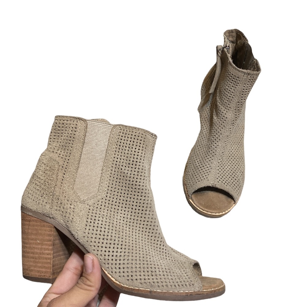 Toms Majorca Perforated Open Toe Bootie Size 5
